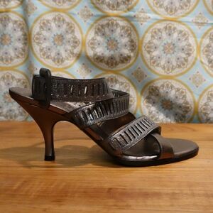 FERRAGAMO Pewter Kitten-Heeled Sandals  w/Wraparound Ankle Strap, size 7